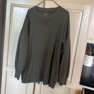 American Eagle oversized crew neck sweatshirt